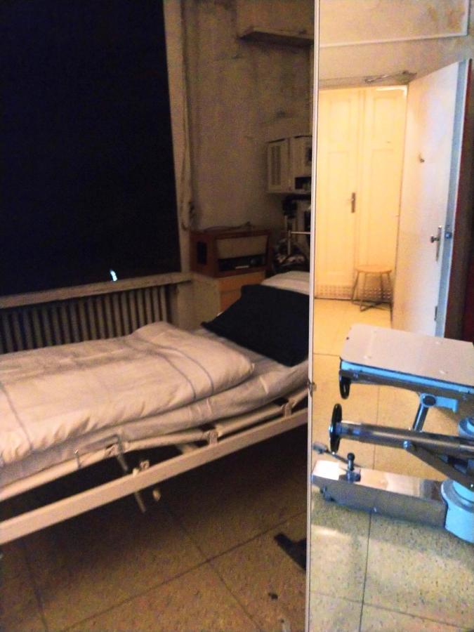 Хостел Franz Kafka Spital Брно Экстерьер фото