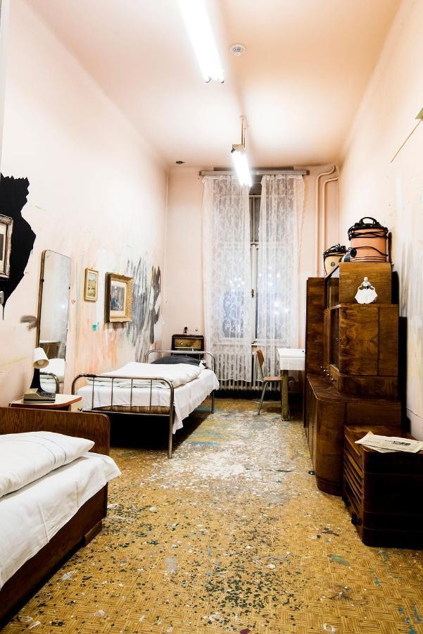 Хостел Franz Kafka Spital Брно Экстерьер фото